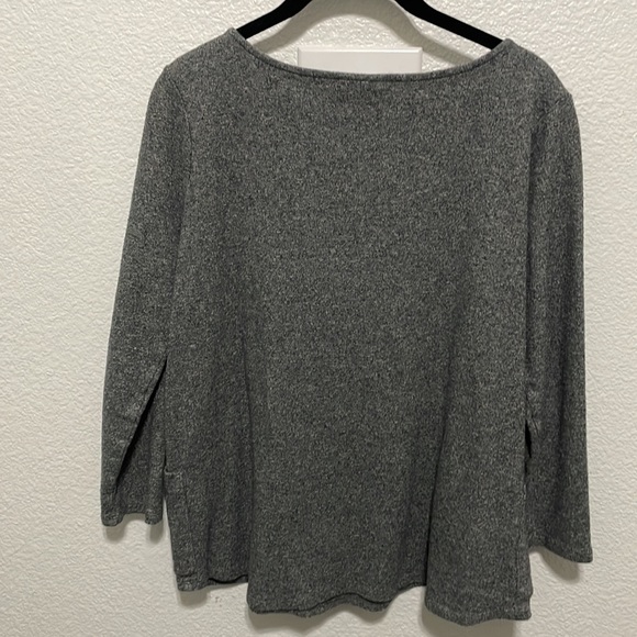 Pure J. Jill.‎ 3/4 sleeve top, small petite, gray, two front pockets - Picture 3 of 4